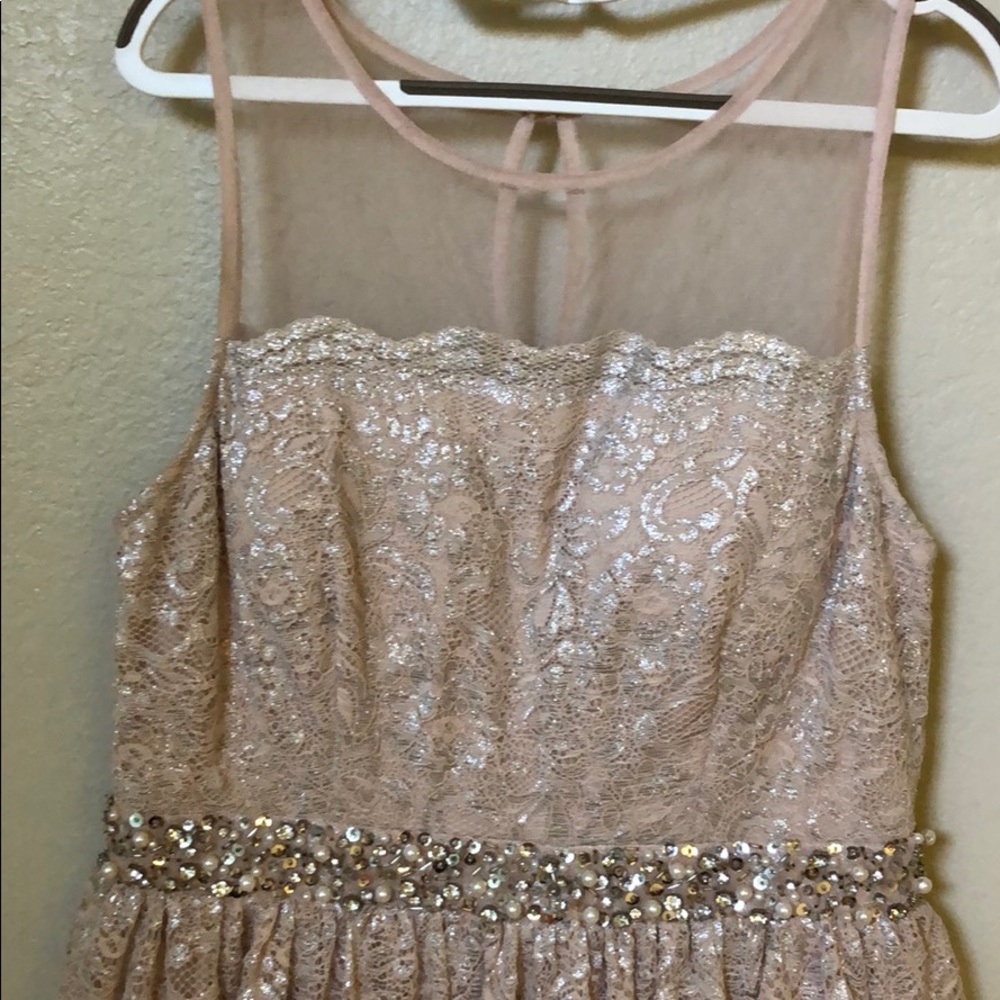 Dress - Picture 2 of 3